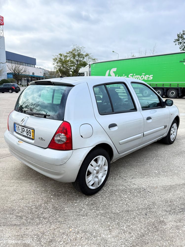 Renault Clio 1.2 16V Authentique - 5
