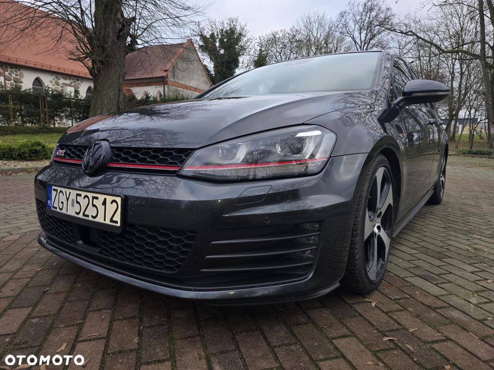Volkswagen Golf GTI Performance BlueMotion Technology - 9
