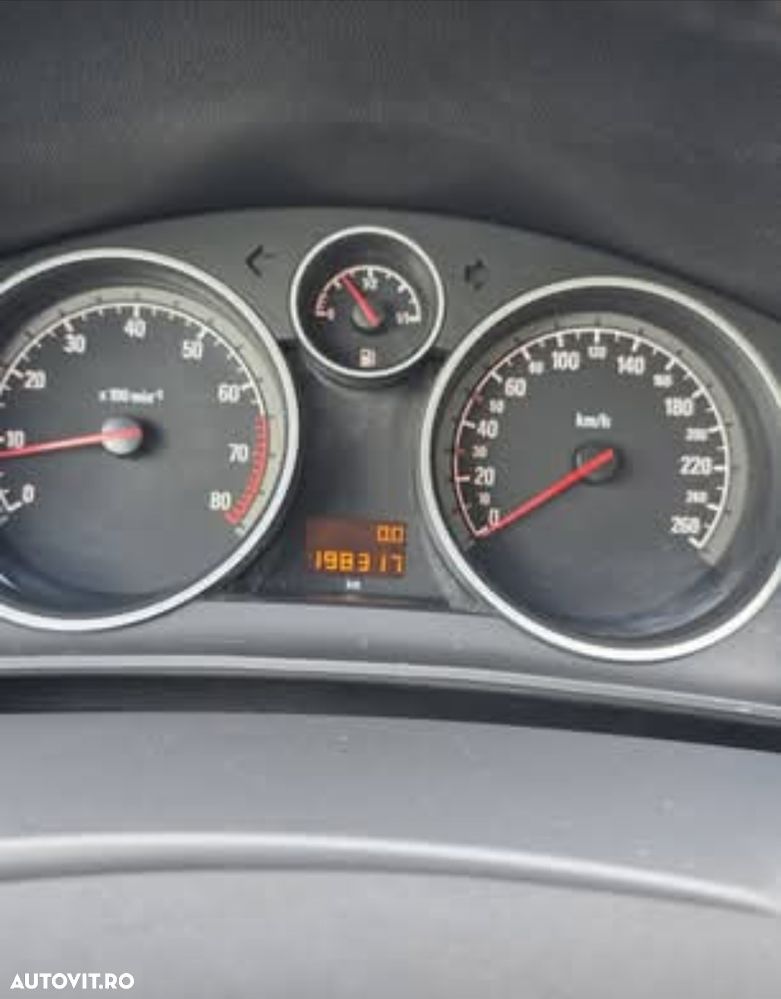 OPEL Astra 2010 — imagine 9