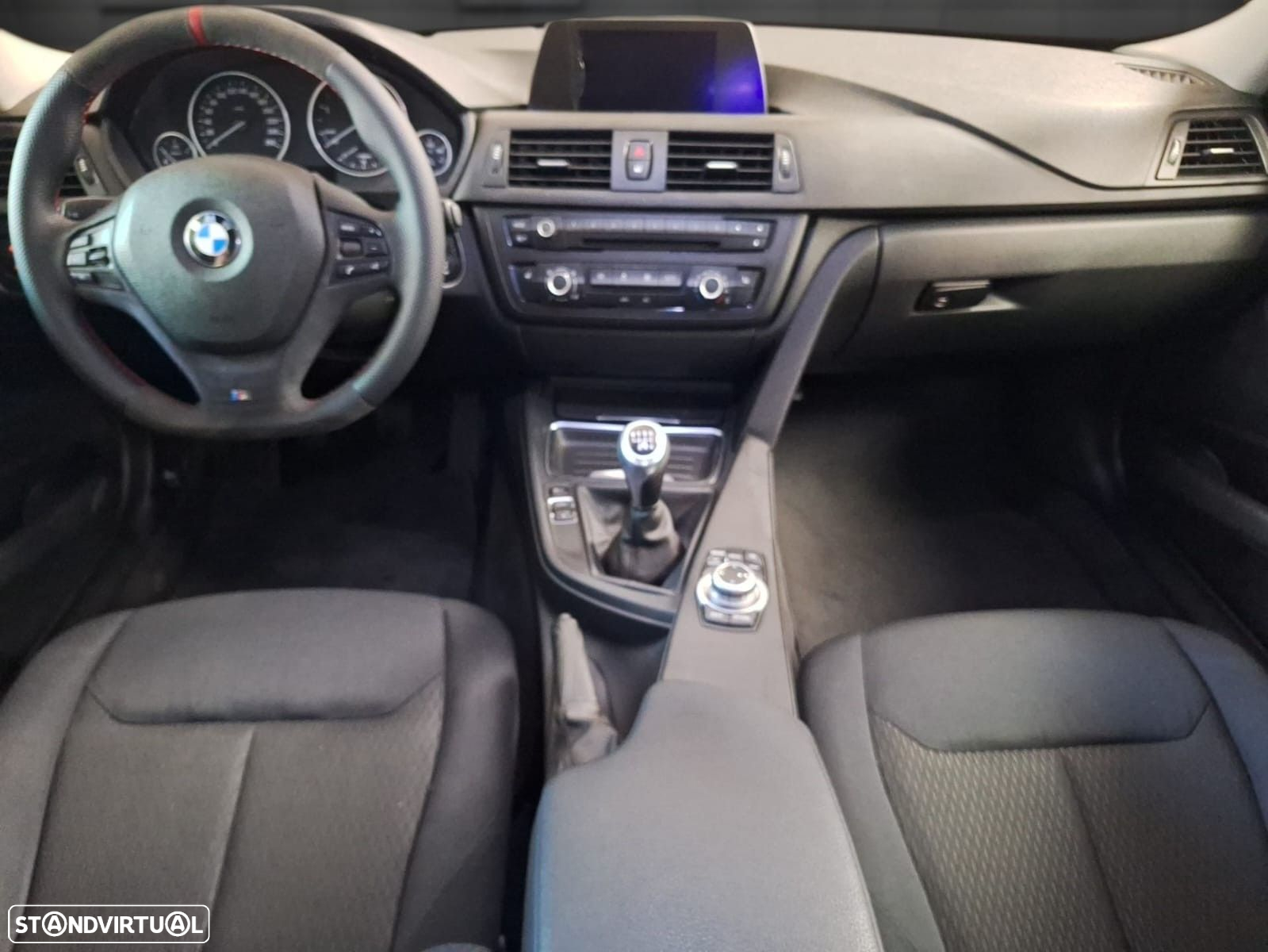 BMW 320 d Touring - 9