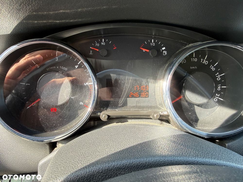 Peugeot 5008 2.0 HDi Active - 6