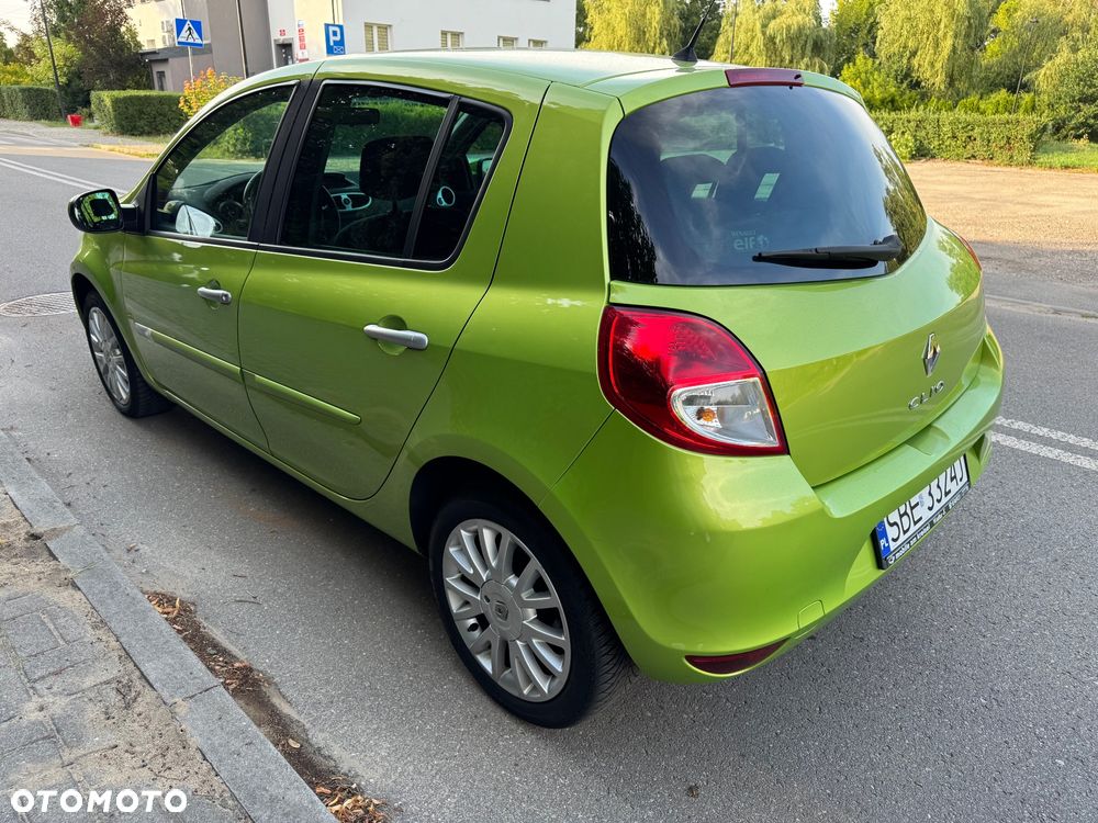 Renault Clio 1.2 TCE Authentique - 12