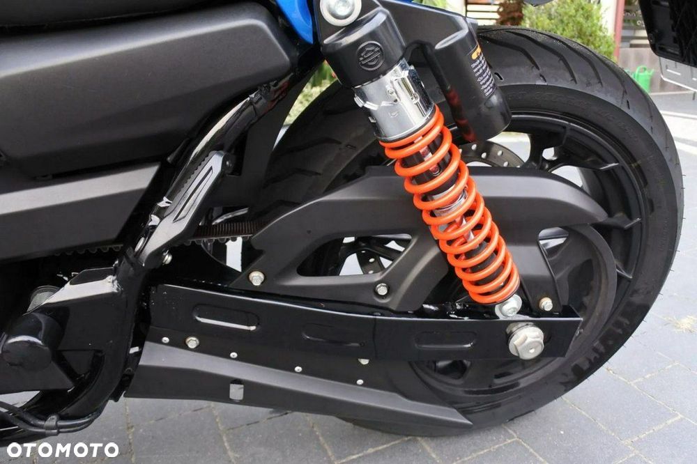 Harley-Davidson Street Rod XG 750A - 13