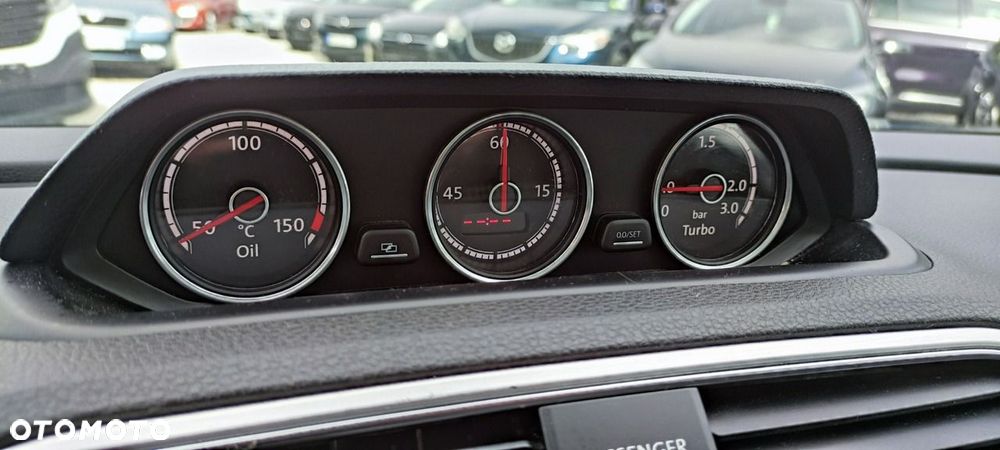 Volkswagen Scirocco 2.0 TDI (Blue Motion Technologie) - 32