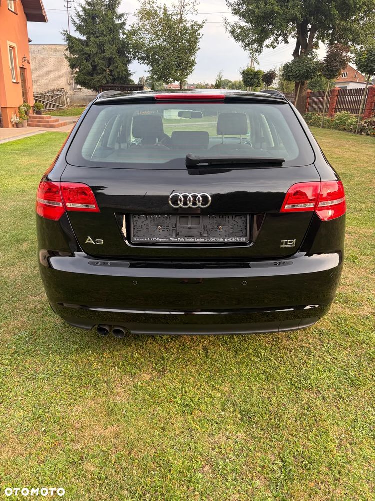 Audi A3 Sportback 2.0 TDI DPF quattro Attraction - 6