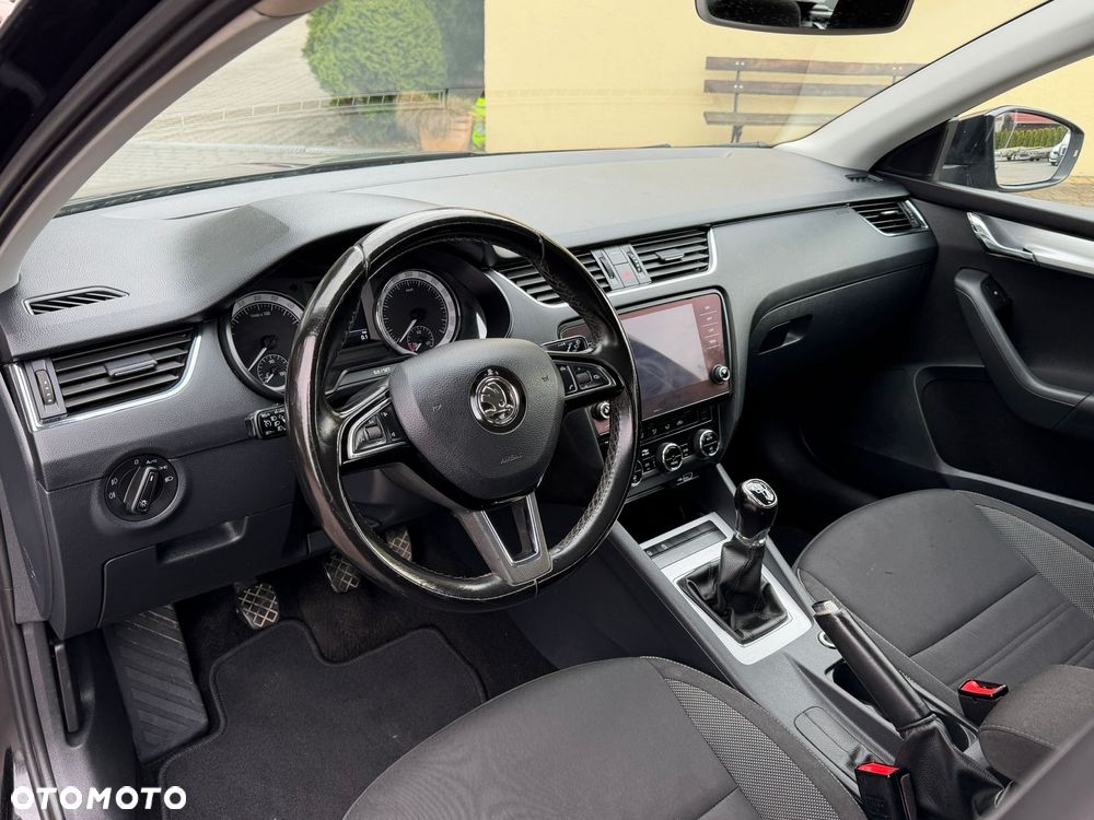 Skoda Octavia - 16