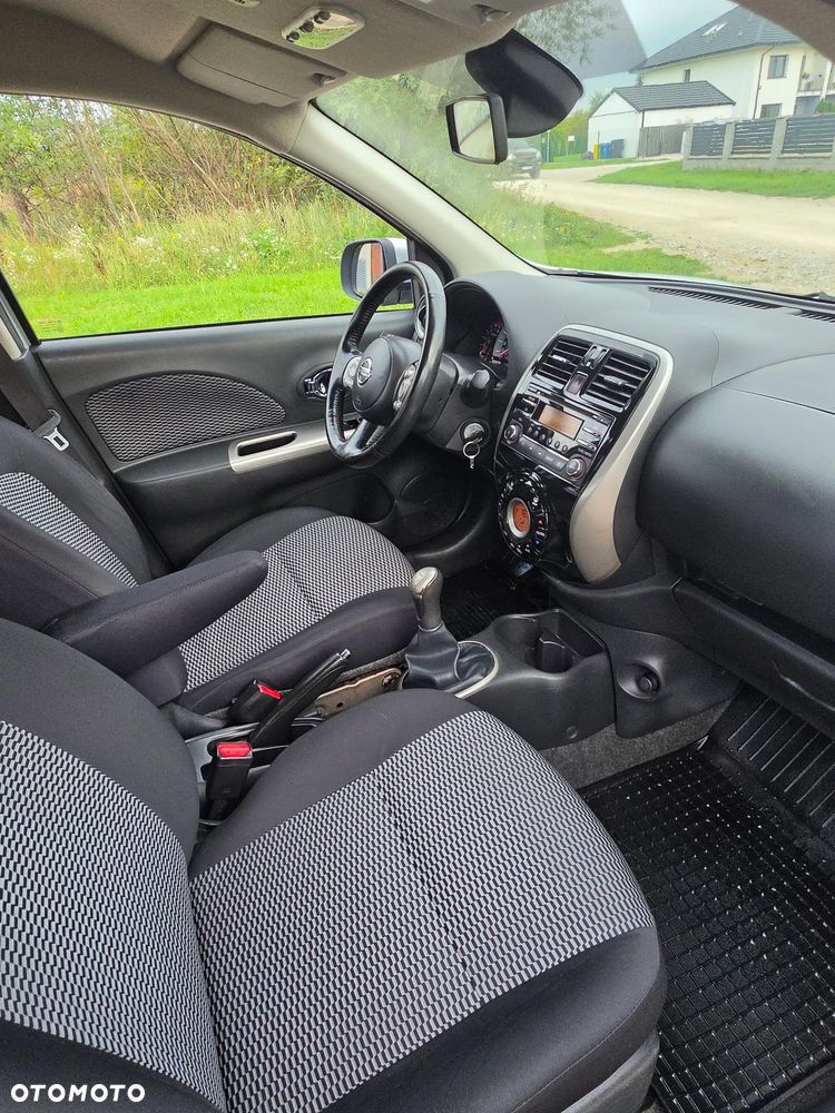 Nissan Micra 1.2 Bild der Frau - 21