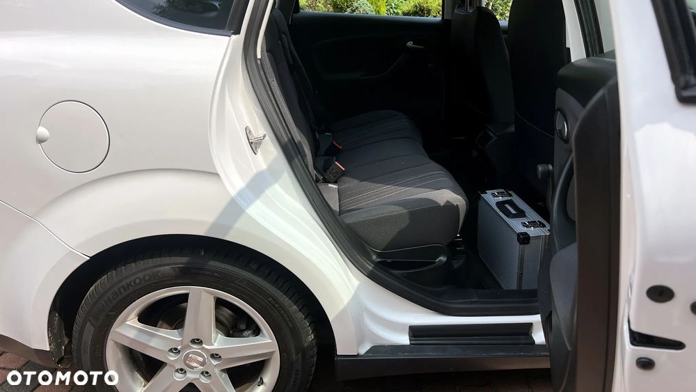 Seat Altea XL 1.6 TDI DPF CR Reference Copa - 23