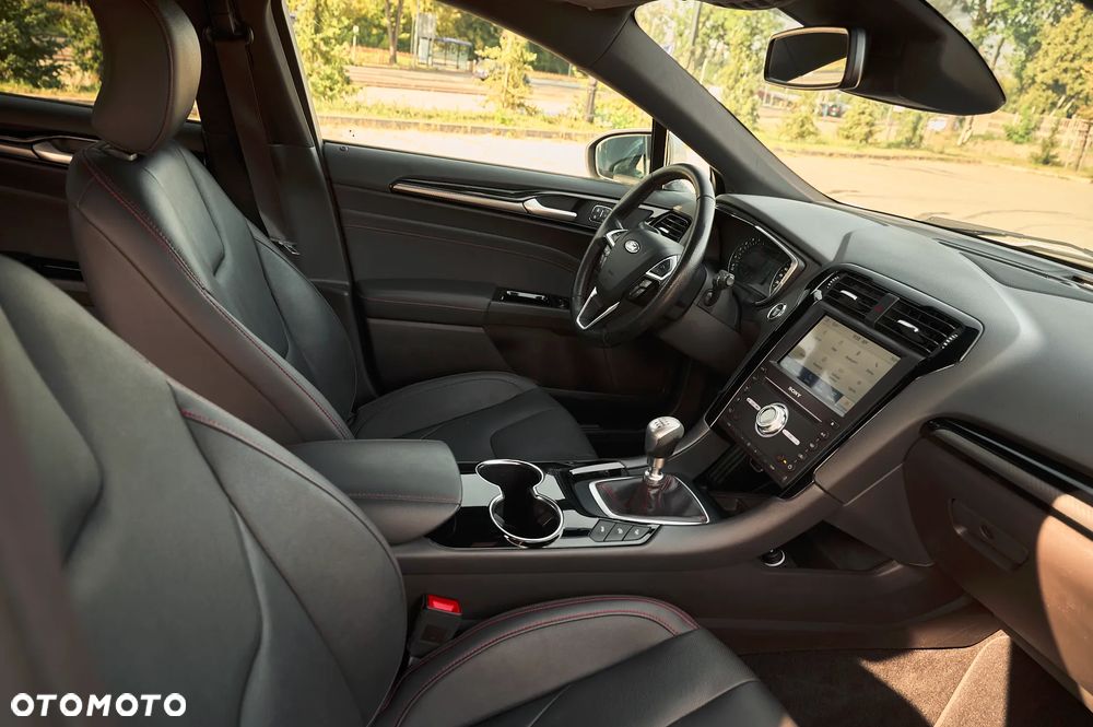 Ford Mondeo 2.0 EcoBlue ST-Line - 26