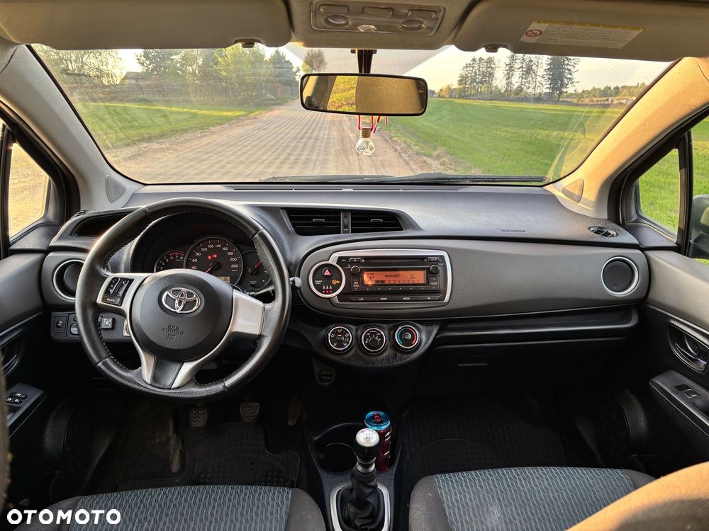 Toyota Yaris 1.33 Luna - 10