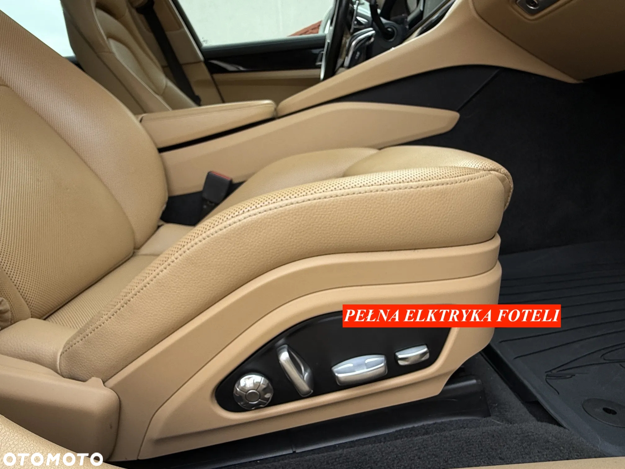 Porsche Panamera 4S Executive - 15