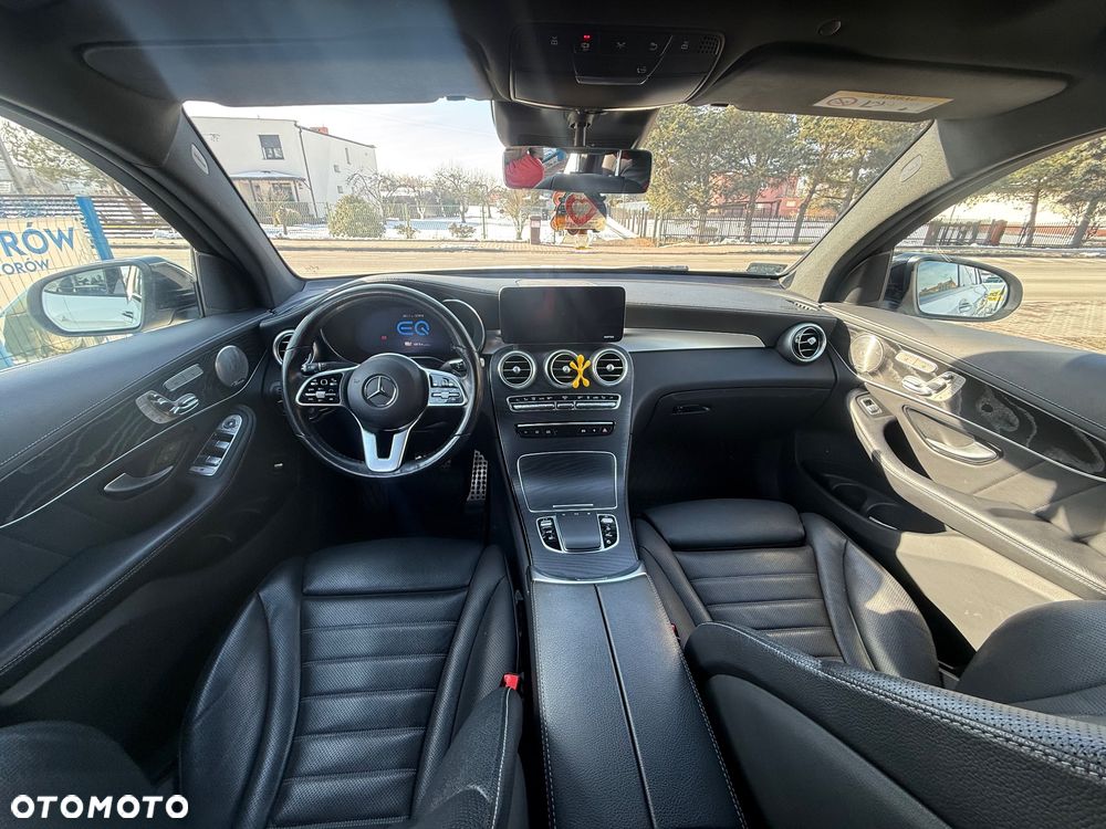 Mercedes-Benz GLC 300 de 4-Matic Business Edition - 13