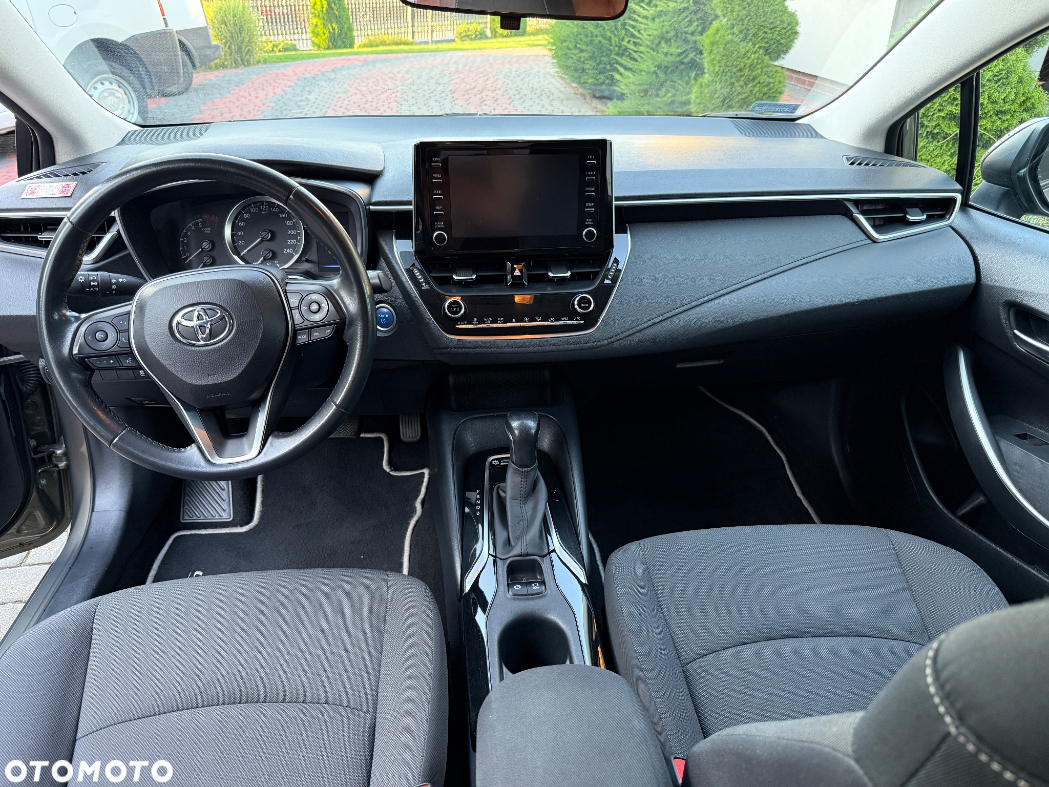 Toyota Corolla 1.8 Hybrid Comfort - 10