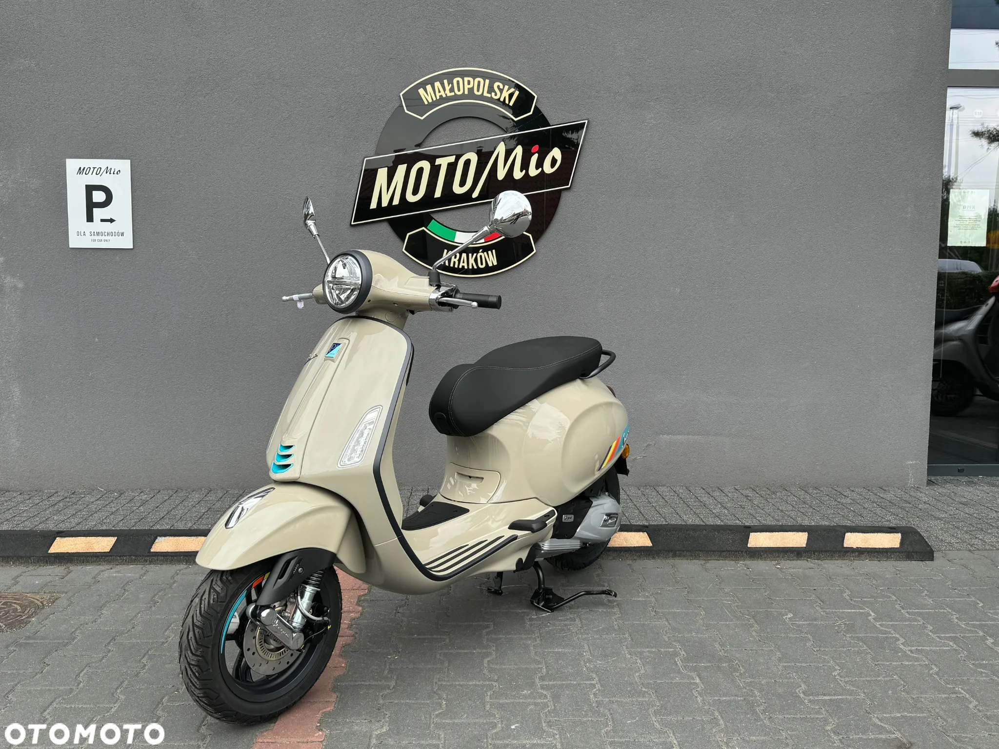 Vespa Primavera - 3