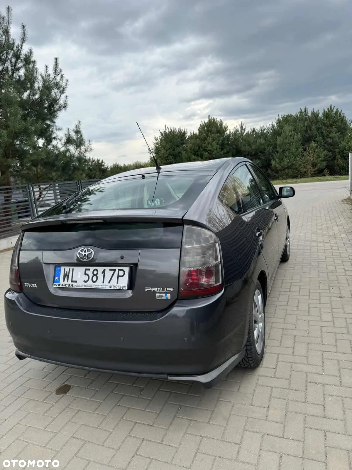 Toyota Prius - 5