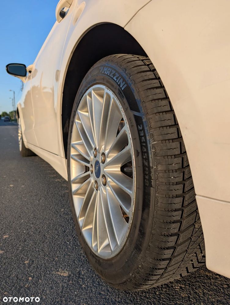 Ford Mondeo - 22