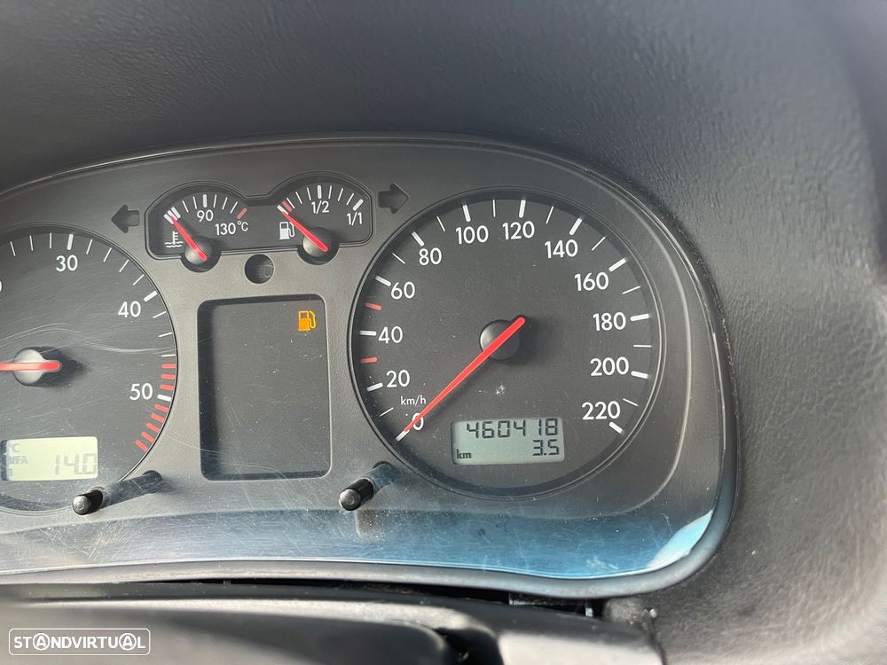 VW Golf 1.9 TDi Movie - 16