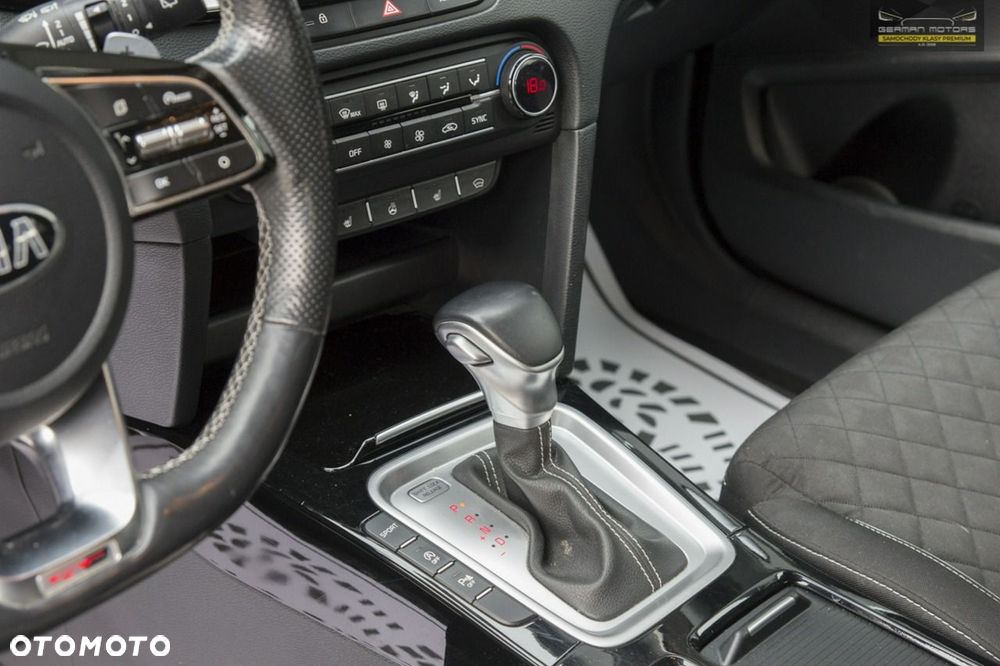 Kia ProCeed 1.5 T-GDI GT Line DCT - 24