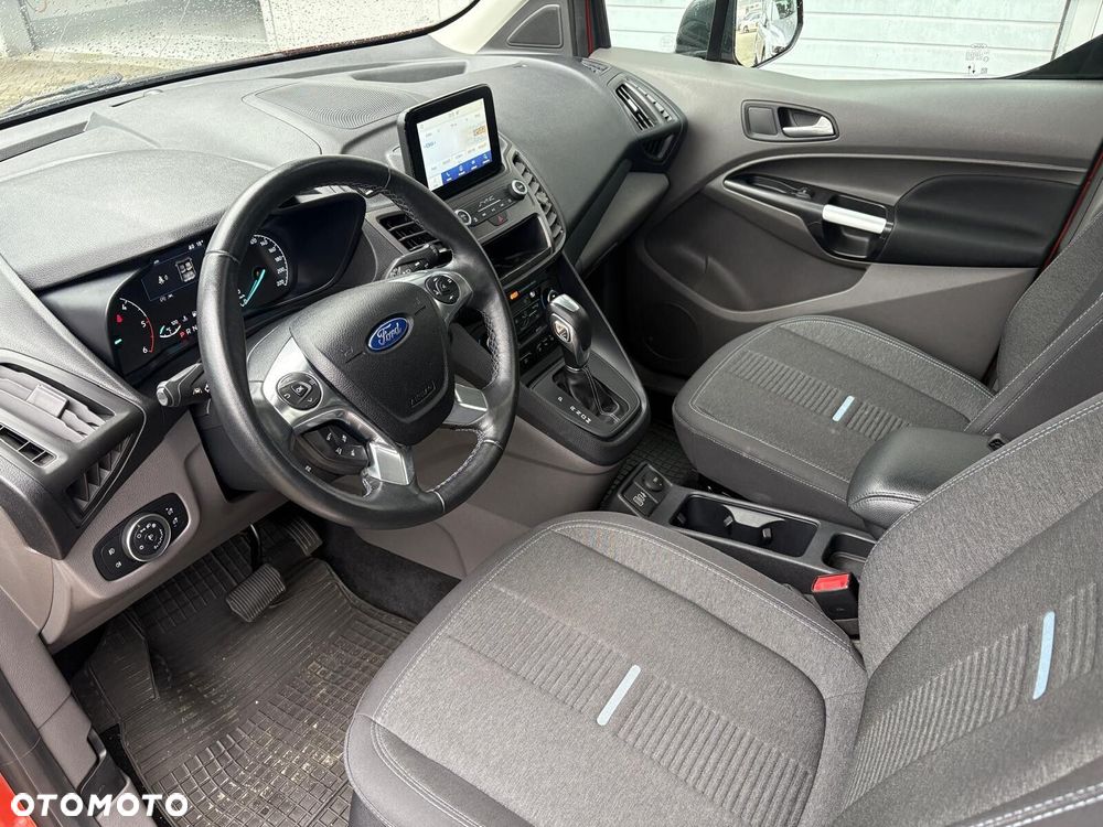 Ford Tourneo Connect Grand - 9