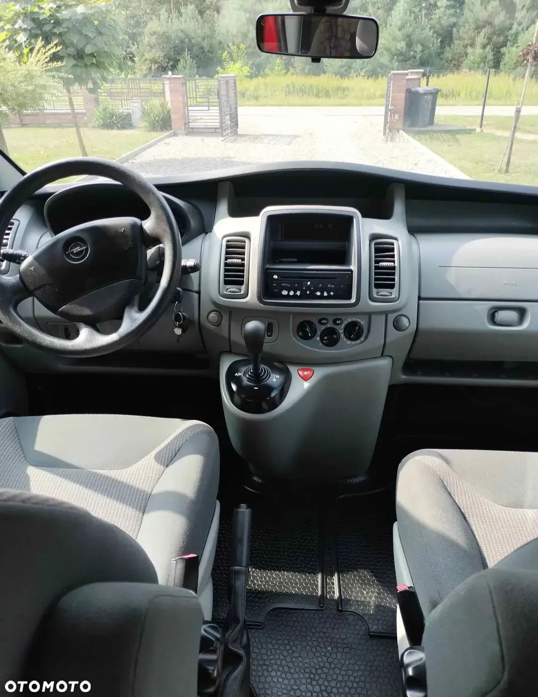 Opel Vivaro - 9