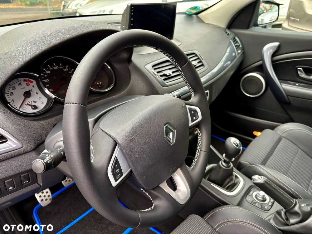Renault Megane 1.9 dCi Color Edition - 9