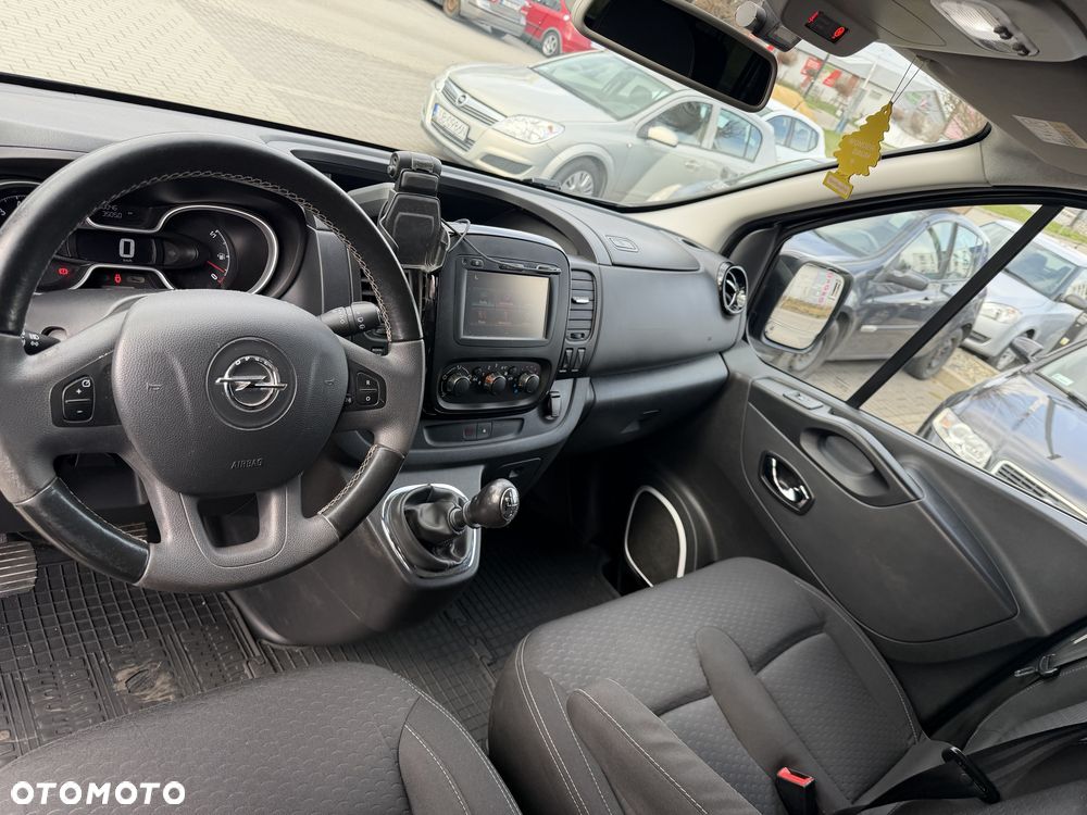 Opel Vivaro - 4