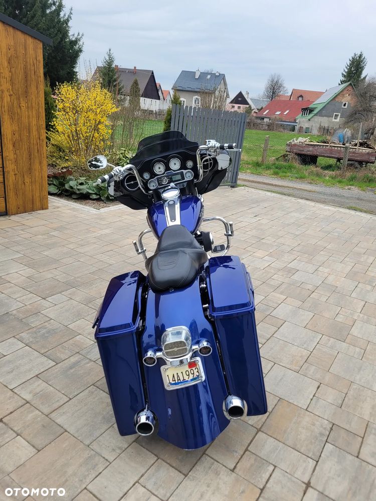 Harley-Davidson Touring Street Glide - 18