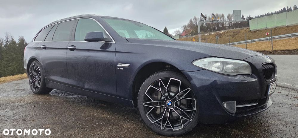 BMW Seria 5 530d xDrive Luxury Line - 4