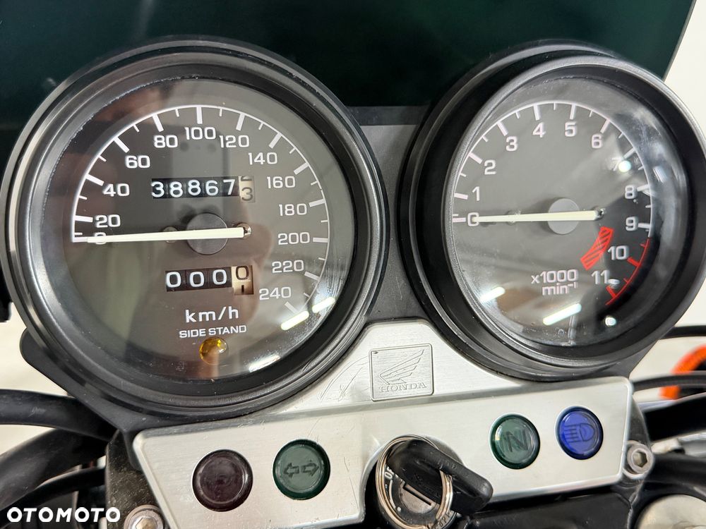 Honda CB - 6