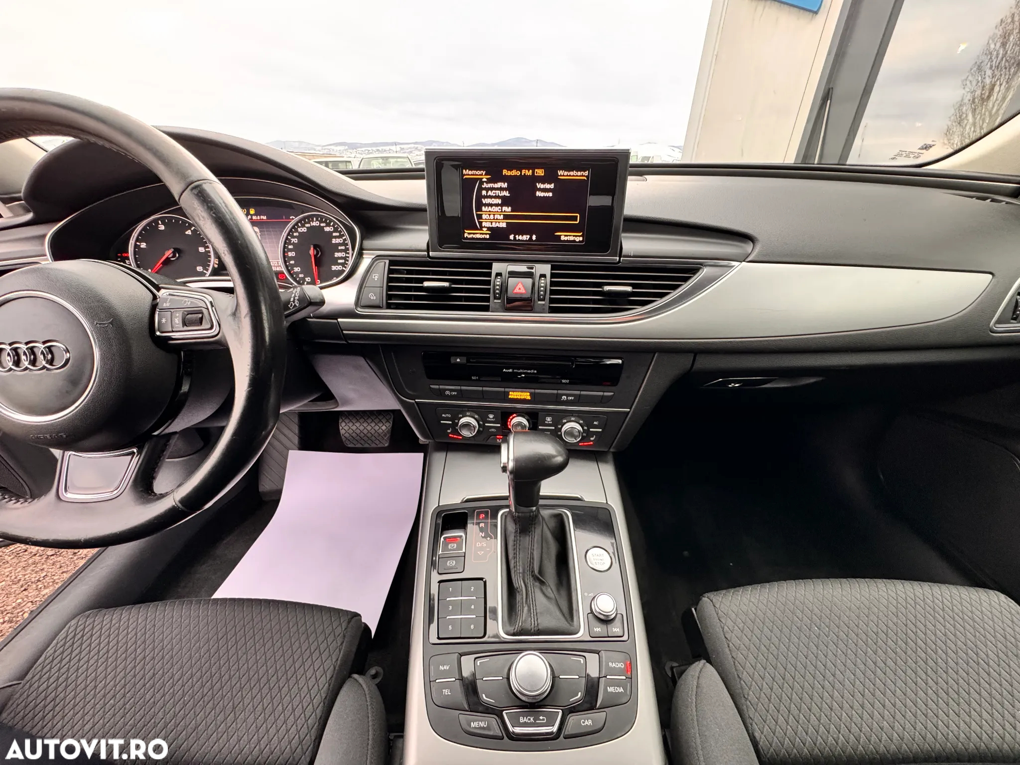 Audi A6 Avant 2.0 TDI Multitronic - 33