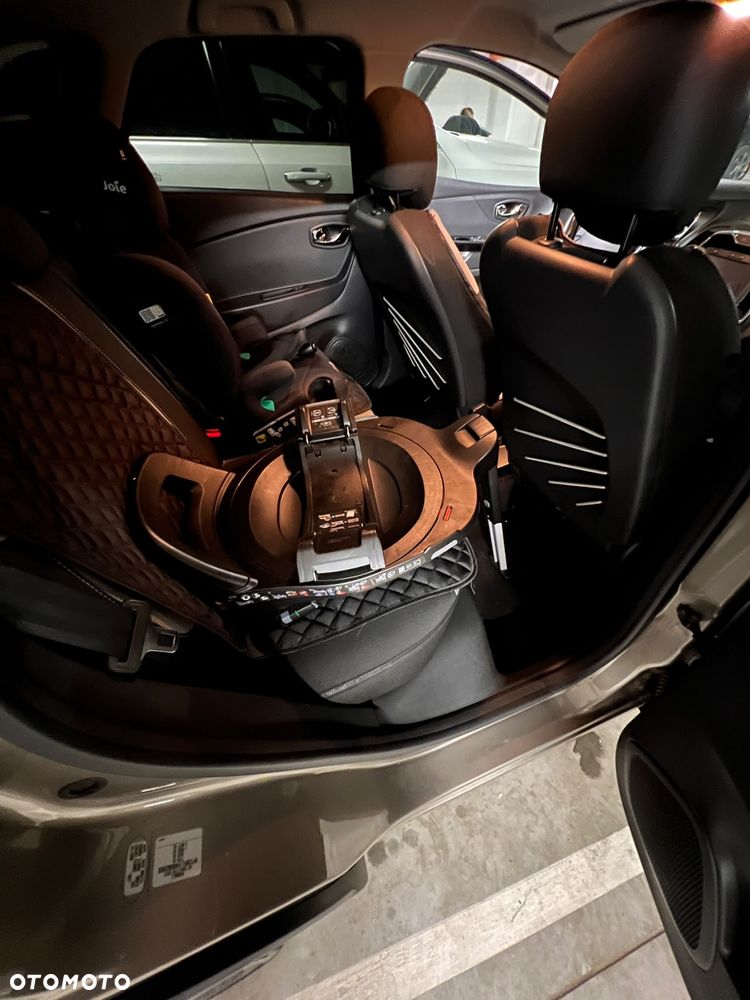 Renault Captur - 15