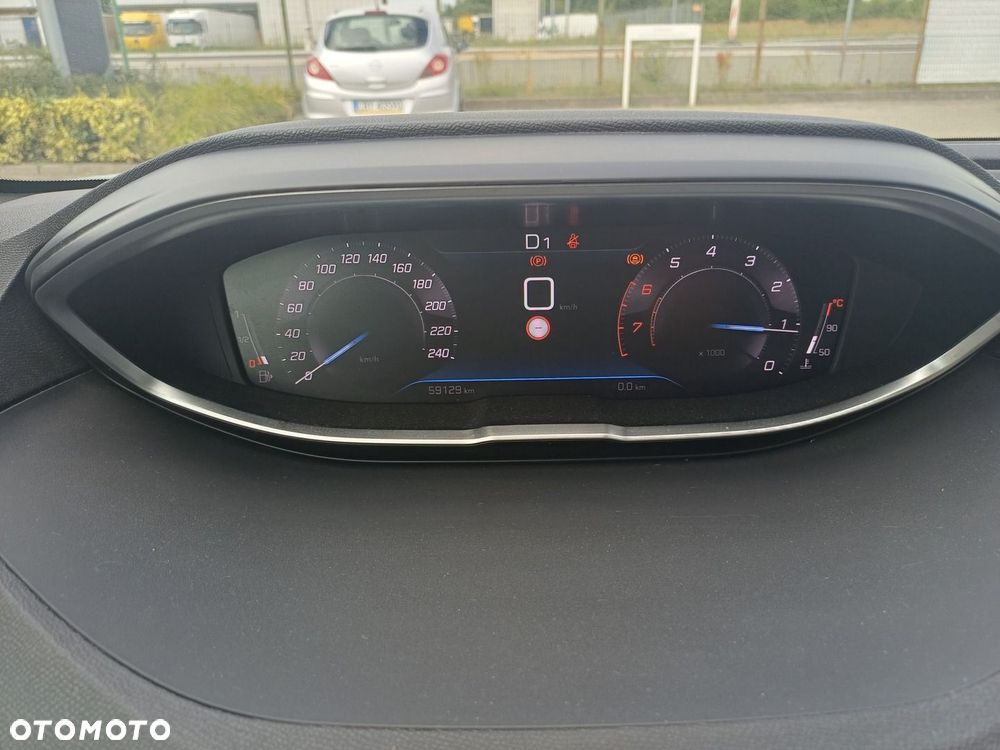 Peugeot 3008 1.2 PureTech Allure Pack S&S EAT8 - 30