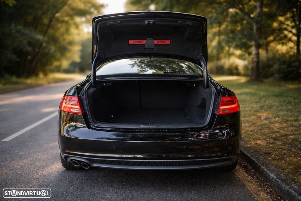 Audi A5 2.0 TDI Multitronic S-line - 24