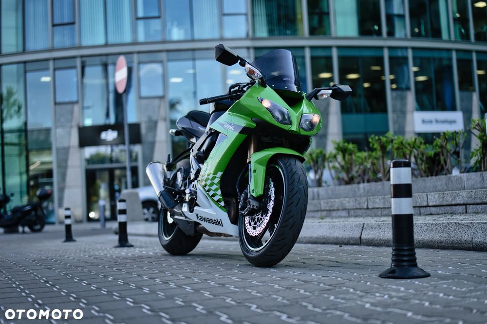 Kawasaki ZX - 2
