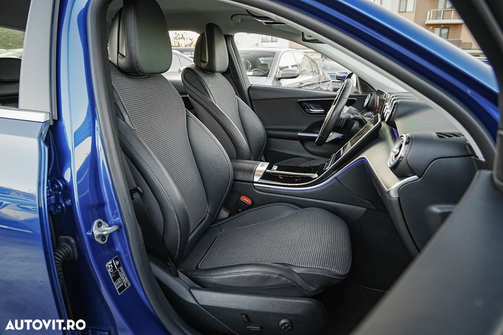 Mercedes-Benz C - 22