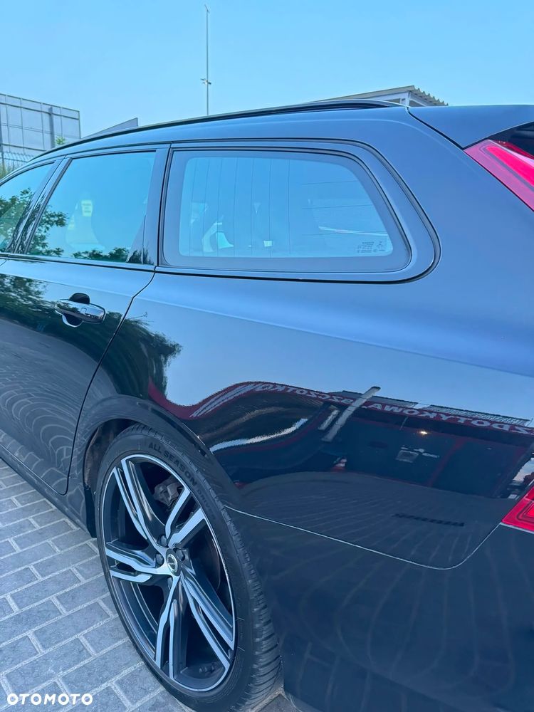Volvo V90 D4 R-Design - 12