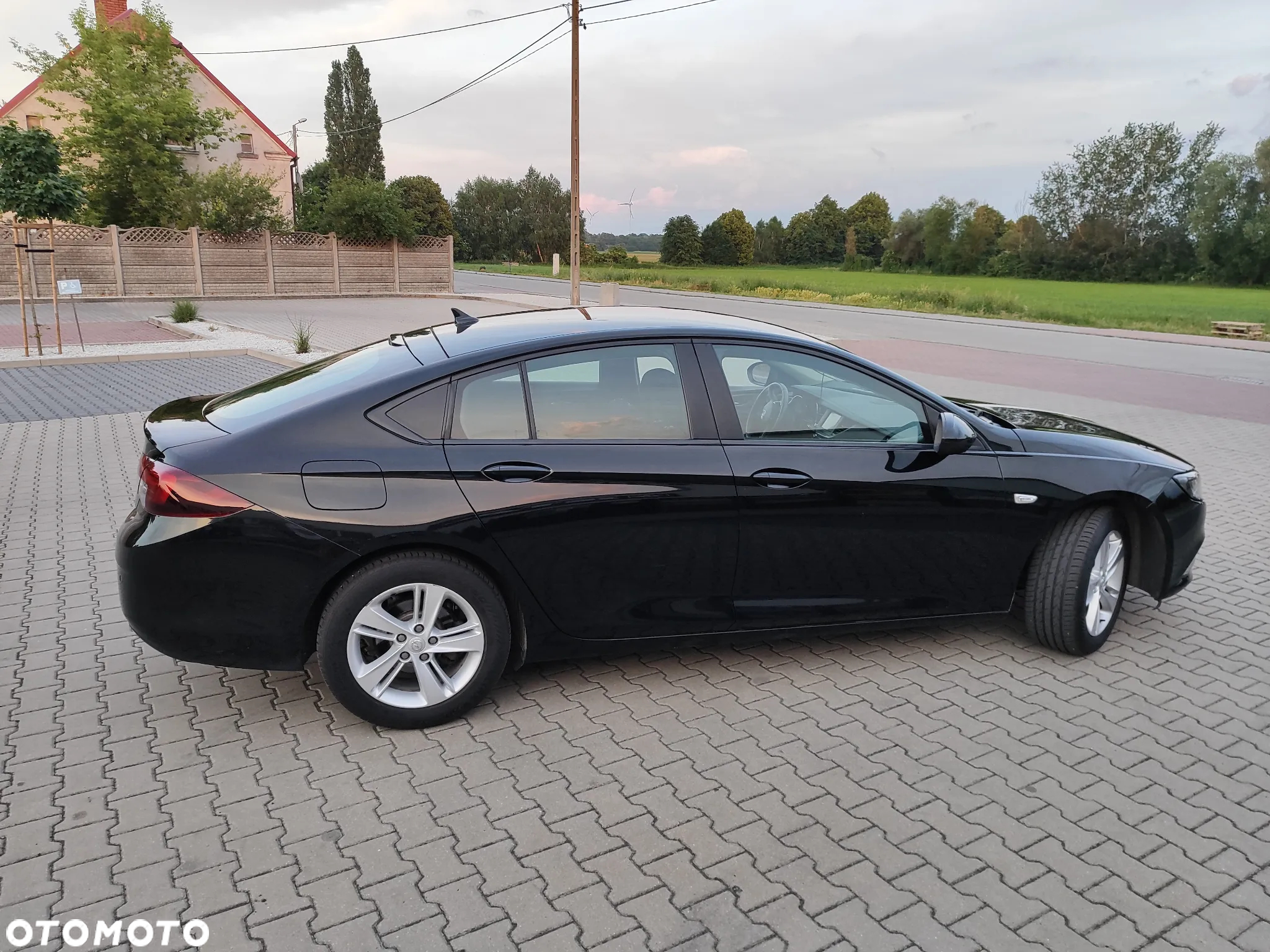 Opel Insignia 2.0 CDTI Enjoy S&S - 3