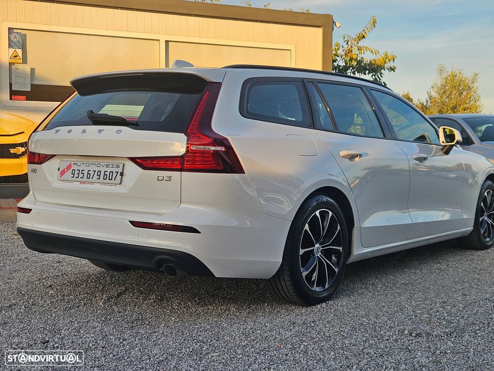 Volvo V60 2.0 D3 Momentum - 6