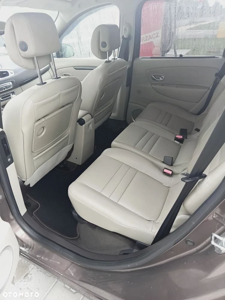 Renault Scenic 1.4 16V TCE Expression - 9