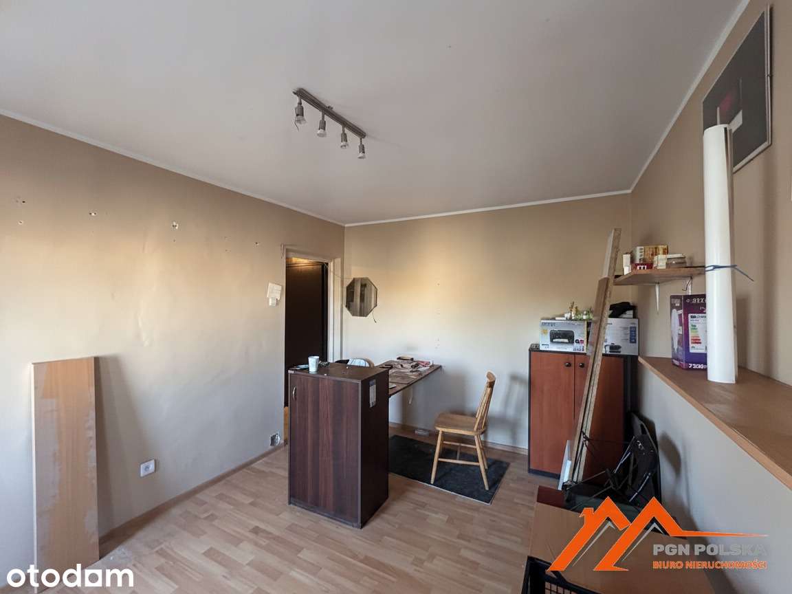 26,8 m² na Teofilowie – do remontu, balkon, komórka