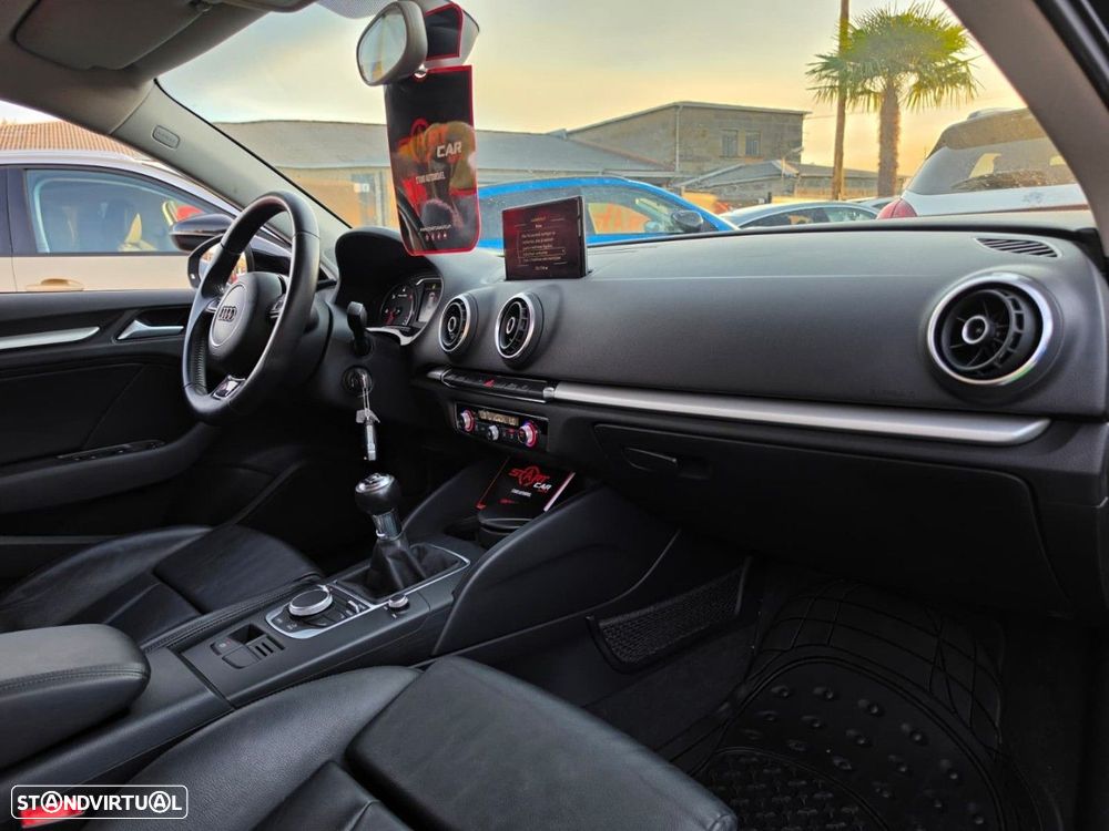 Audi A3 Sportback - 18