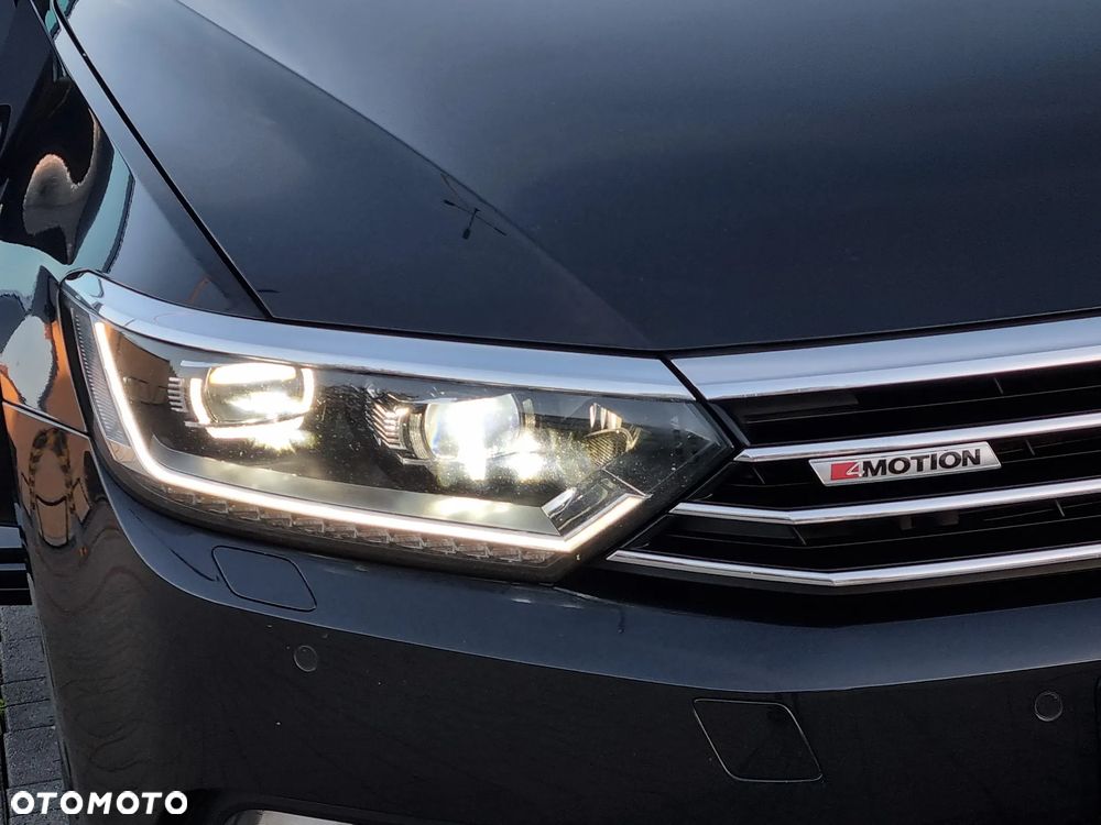 Volkswagen Passat 2.0 TDI BMT 4Mot Highline DSG - 16