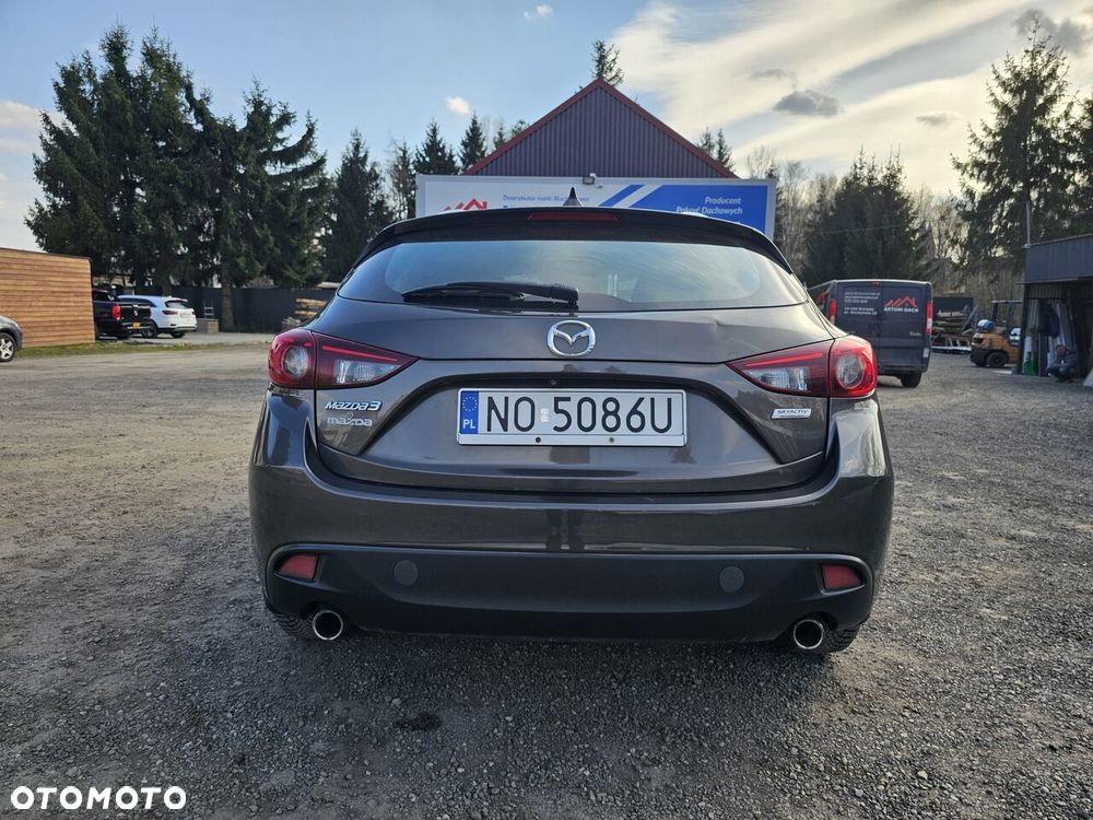Mazda 3 - 5