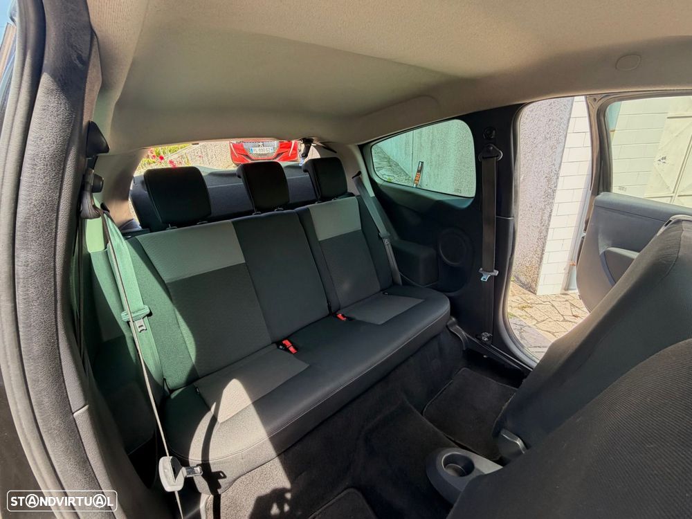 Renault Clio - 37