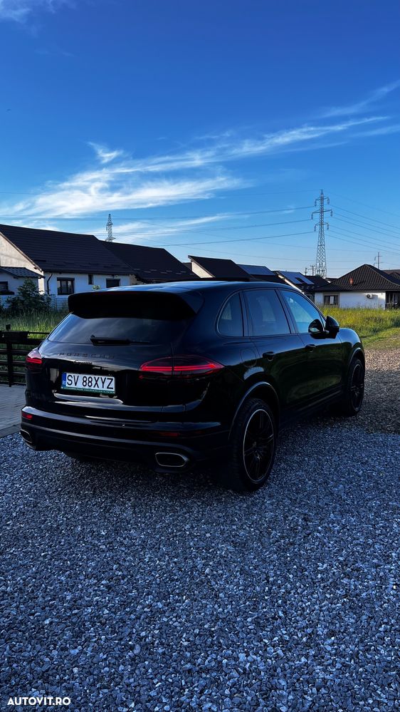 Porsche Cayenne - 20