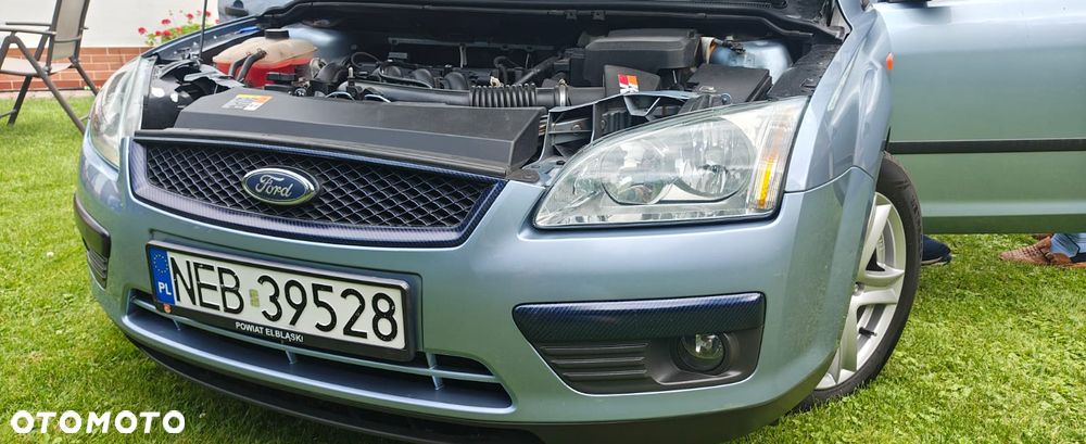 Ford Focus 1.6 16V Trend - 8