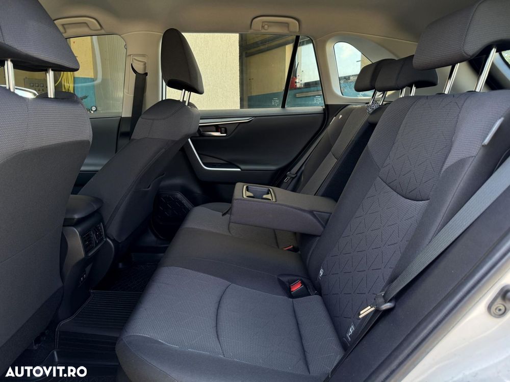 Toyota RAV4 - 21