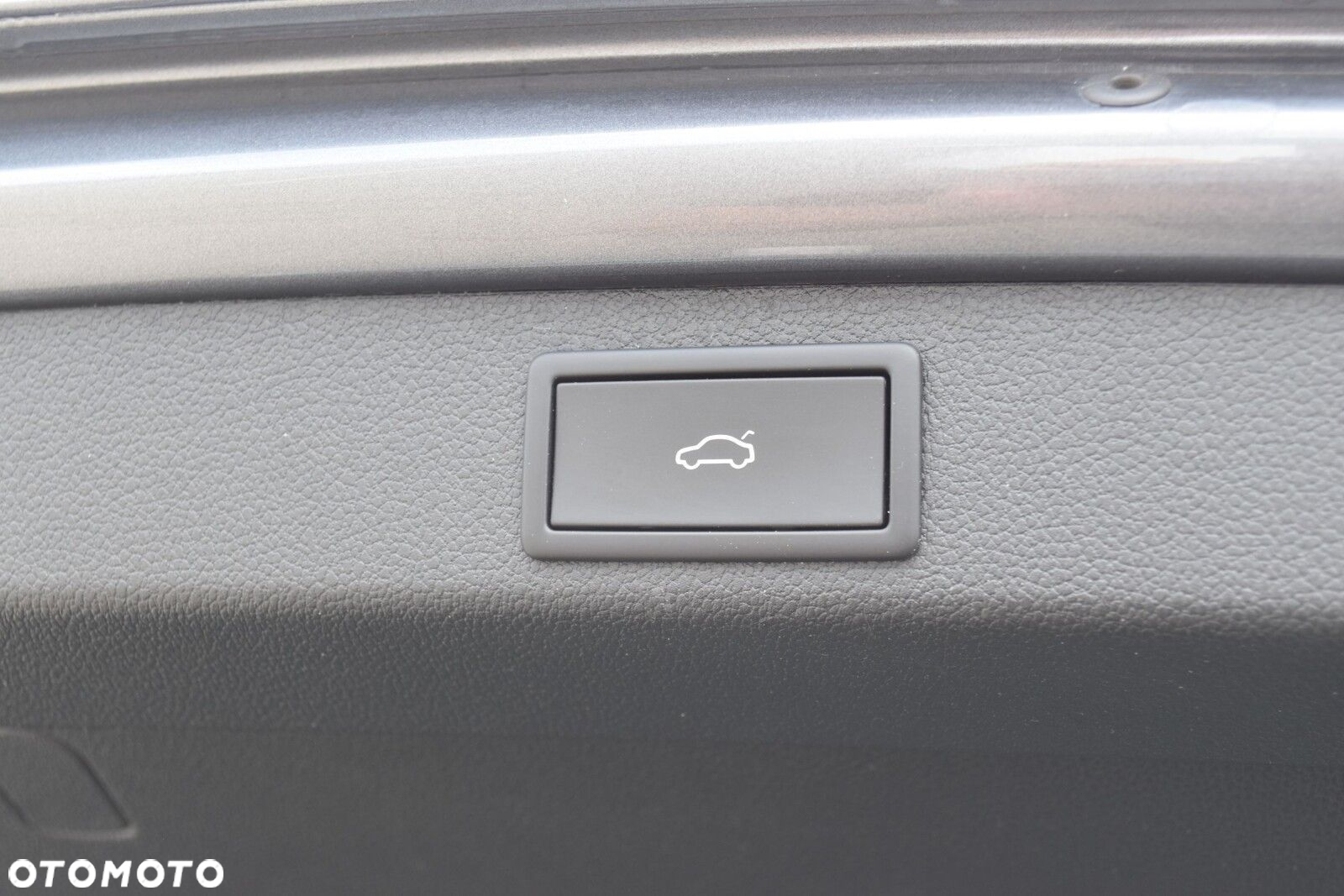 Skoda Superb 2.0 TDI SCR Style DSG - 37