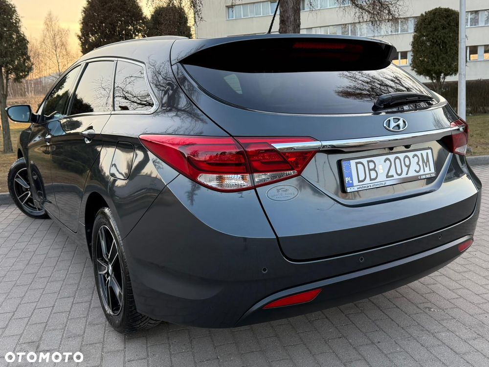 Hyundai i40 1.6 GDI Comfort + - 17