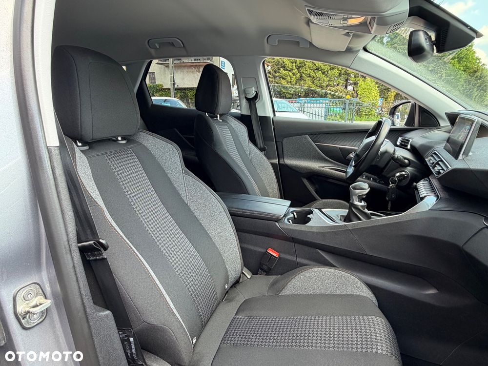Peugeot 3008 - 8
